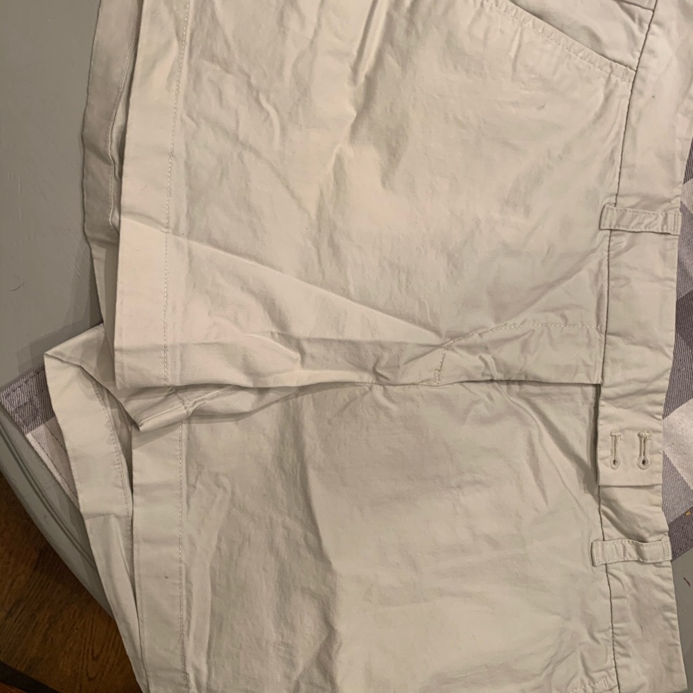 khaki shorts